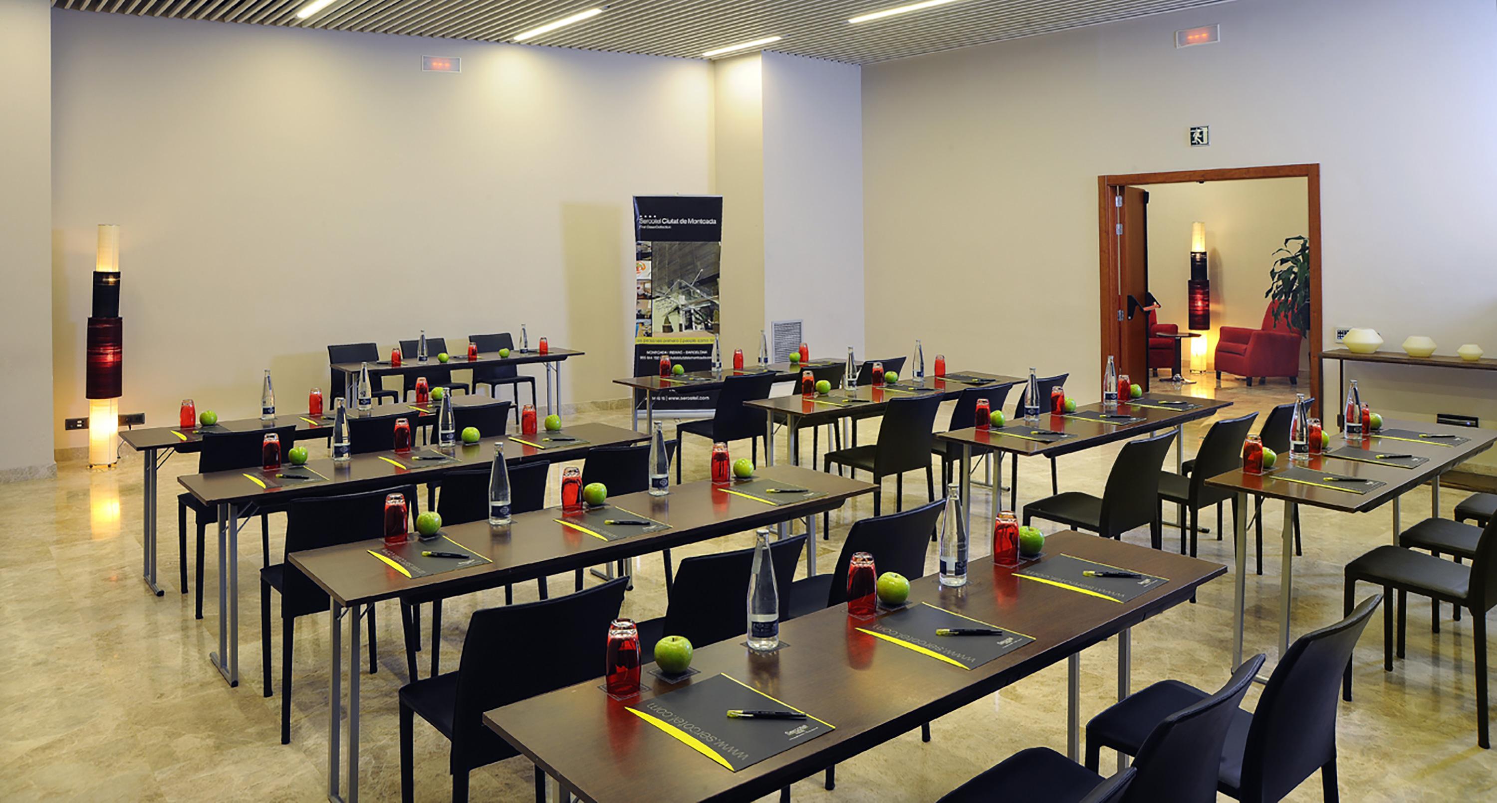 Sercotel Ciutat De Montcada Bagian luar foto